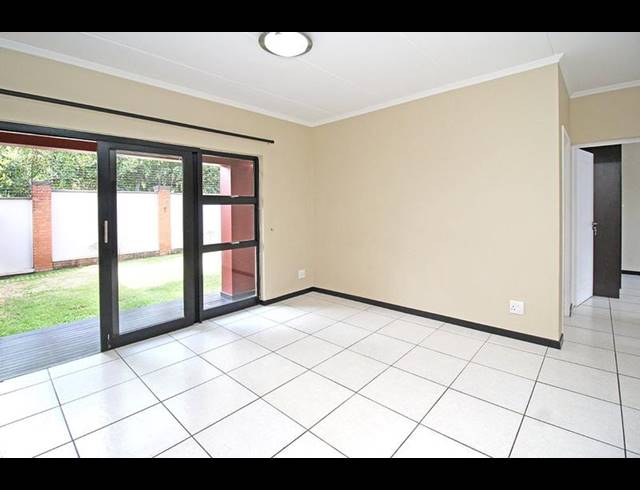 2 BEDROOM APARTMENT FOR SALE IN FOURWAYS